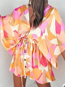 Модное Мини-платье на Шнуровке с рукавом 