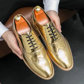Новые поступления; Золотистые Мужские туфли-Оксфорды; Модная Блестящая мужская обувь с перфорацией типа 